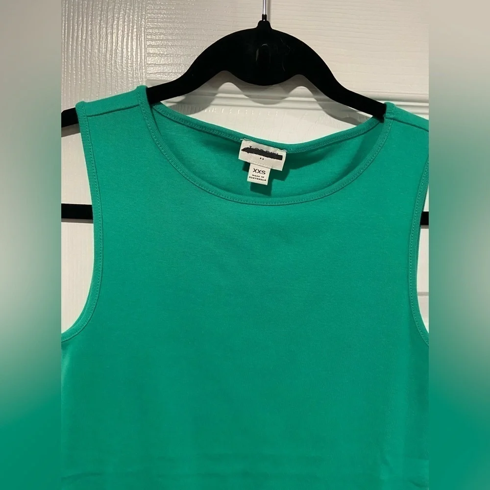 NWOT J. Crew Size XXS Green Mid Weight Scoop Neck Knit Cotton Tank Top